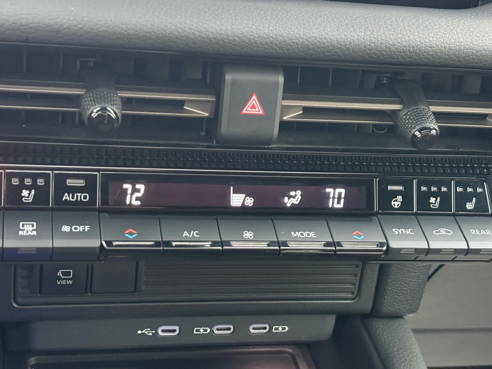 2024 Toyota Land Cruiser 4WD (Natl)