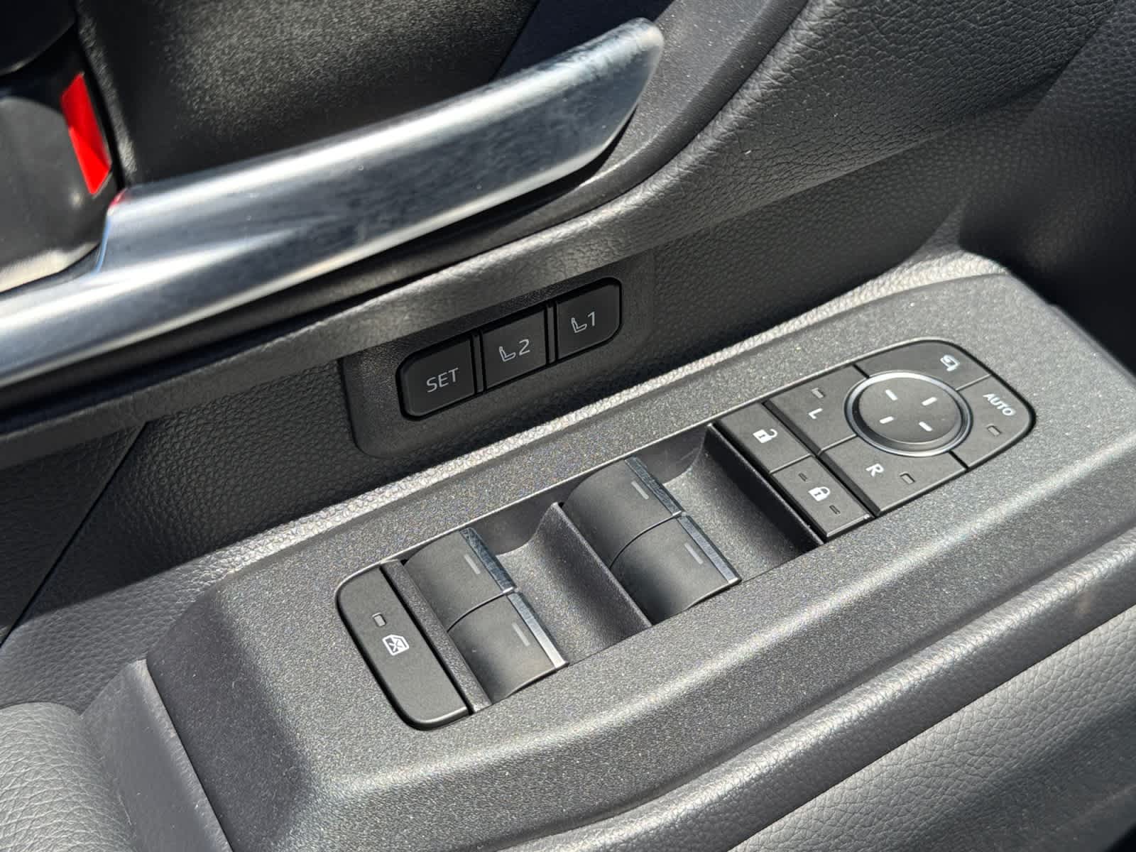 2024 Toyota Land Cruiser 4WD (Natl)