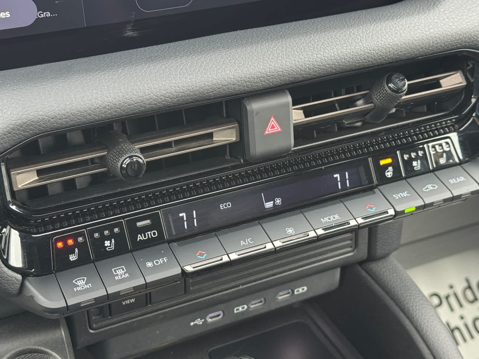 2024 Toyota Land Cruiser 4WD (Natl)