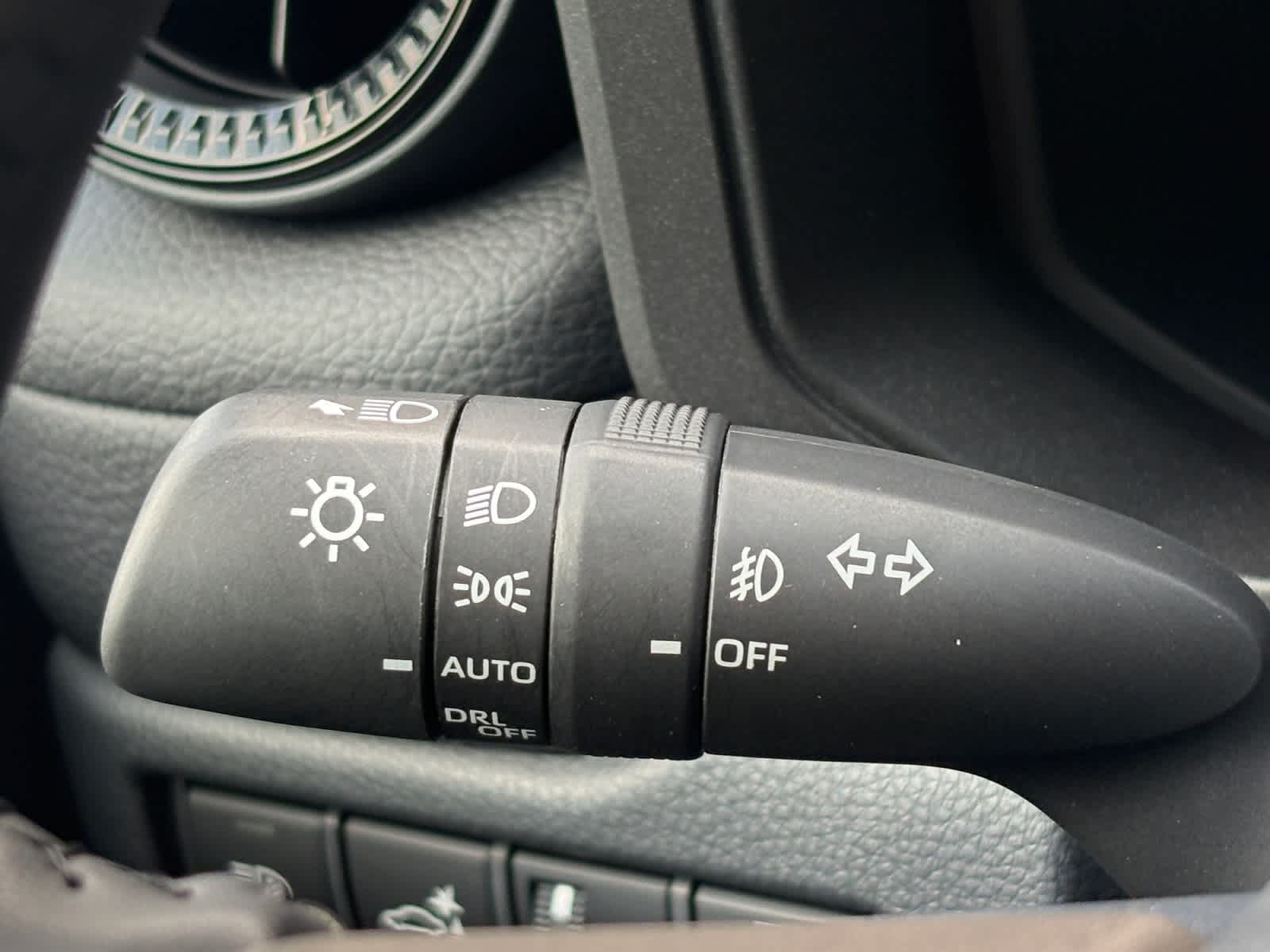 2025 Toyota Land Cruiser 4WD (Natl)