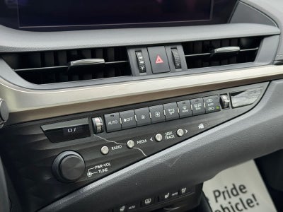 2019 Lexus ES 300h Luxury