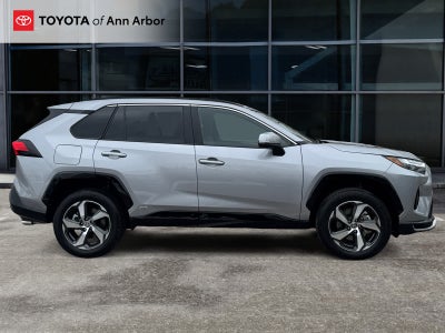 2025 Toyota RAV4 Plug-In Hybrid SE
