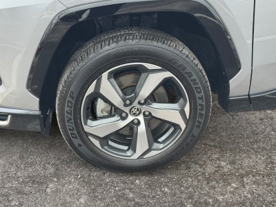 2025 Toyota RAV4 Plug-In Hybrid SE