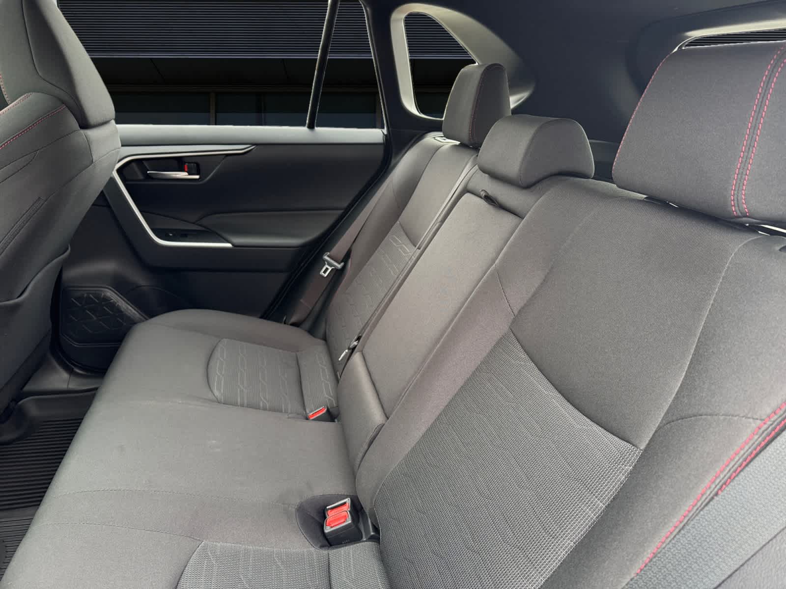 2025 Toyota RAV4 Plug-In Hybrid SE