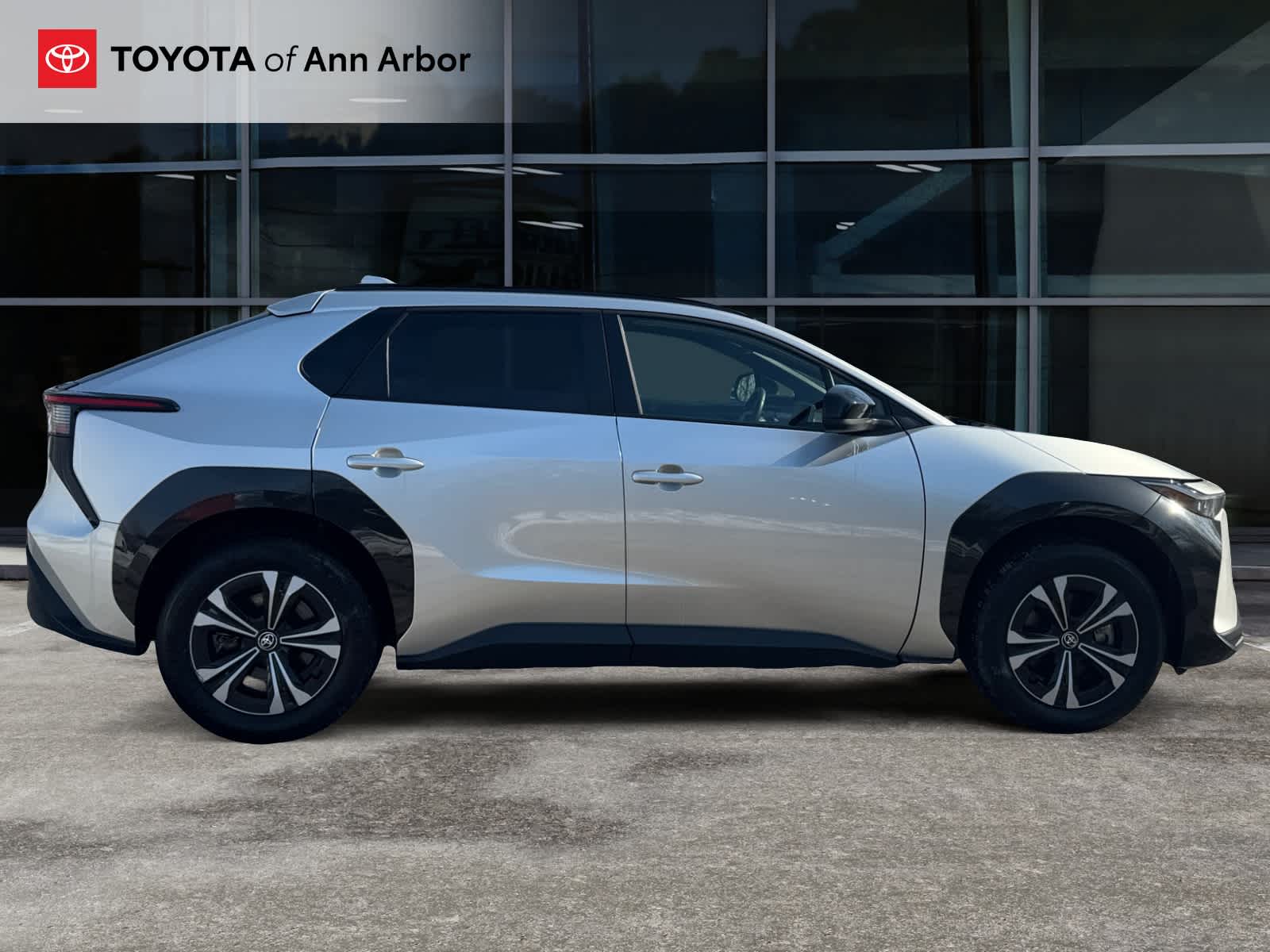 2024 Toyota bZ4X XLE