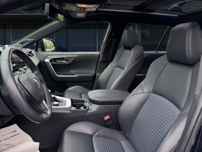 2020 Toyota RAV4 Hybrid XSE