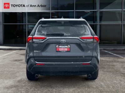 2020 Toyota RAV4 LE