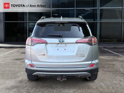 2017 Toyota RAV4 Hybrid XLE