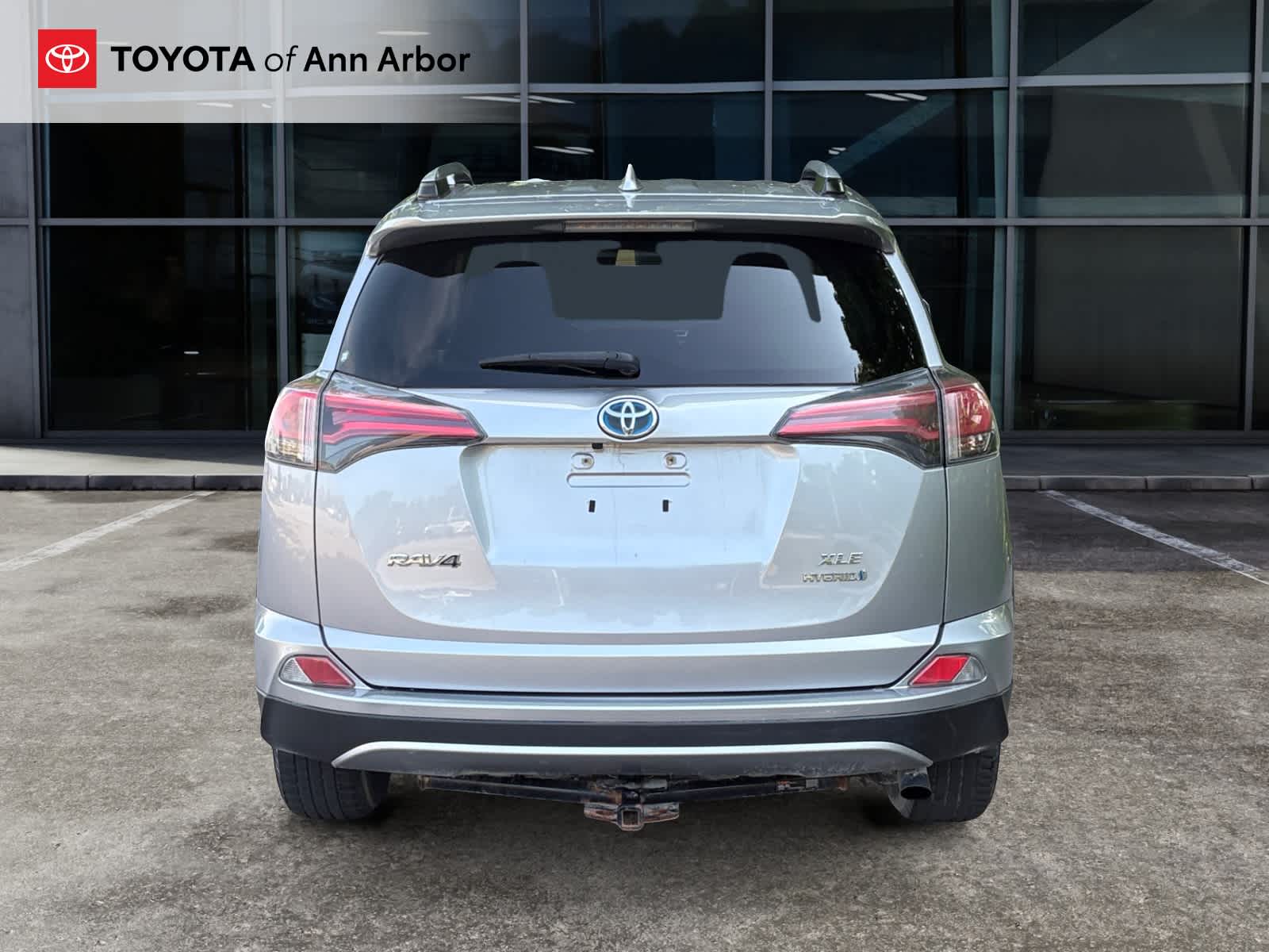 2017 Toyota RAV4 Hybrid XLE
