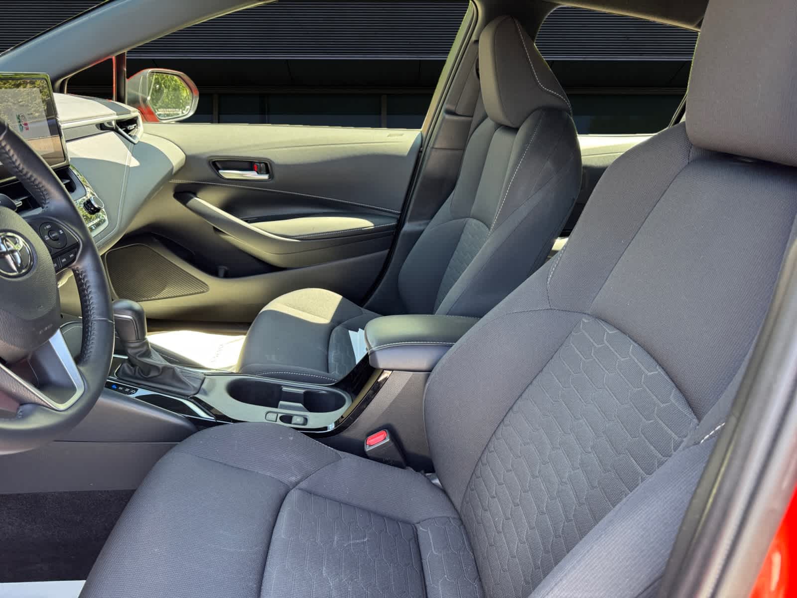 2024 Toyota Corolla Hatchback SE