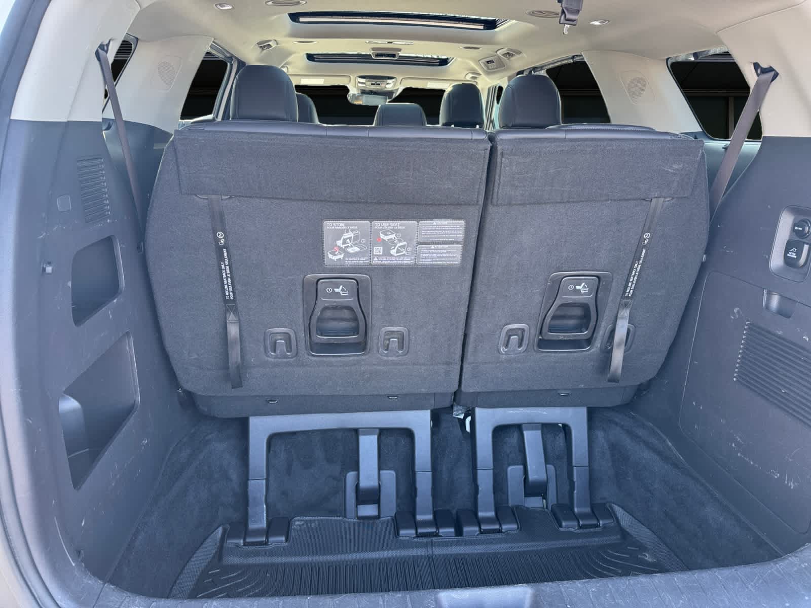 2025 Kia Carnival Hybrid SX