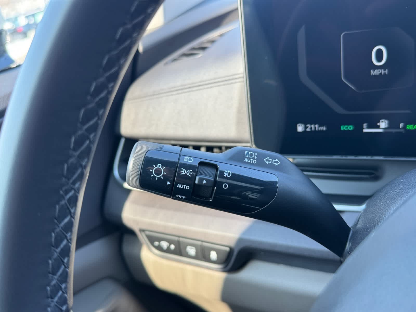 2025 Kia Carnival Hybrid SX