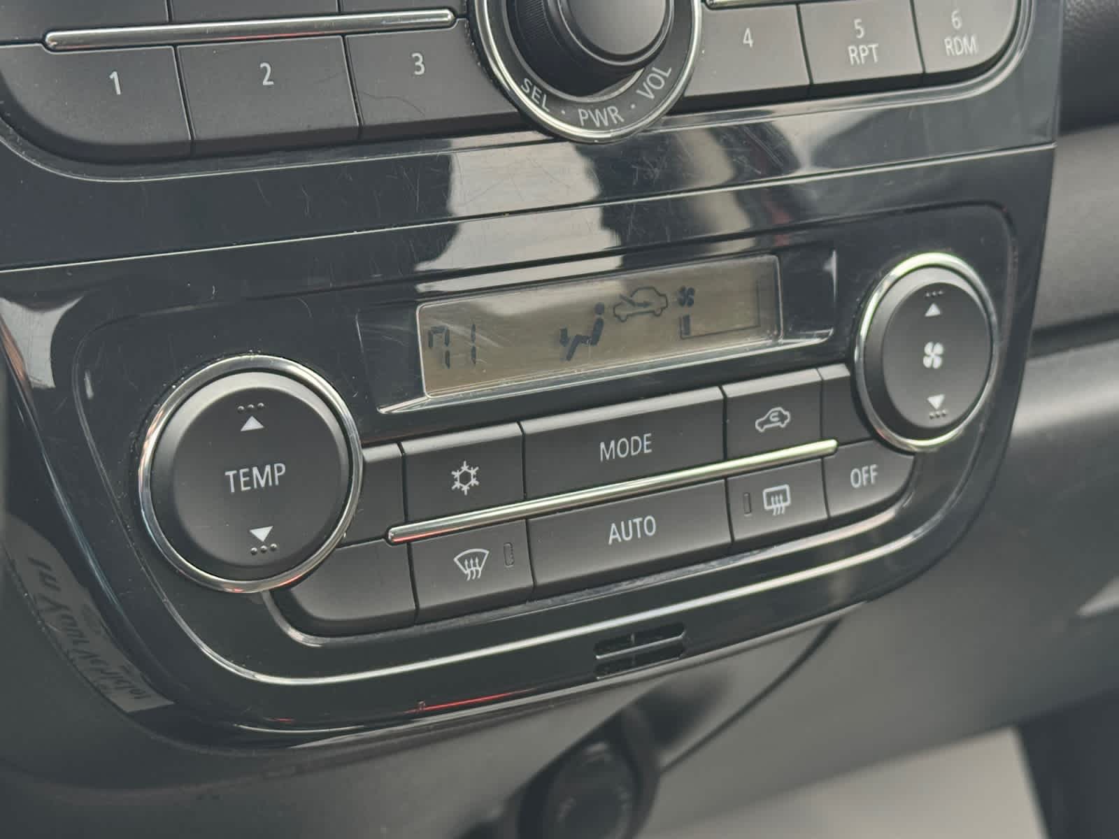 2015 Mitsubishi Mirage ES