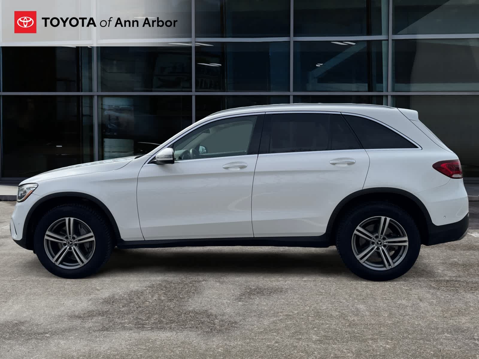 2021 Mercedes-Benz GLC 300 GLC 300