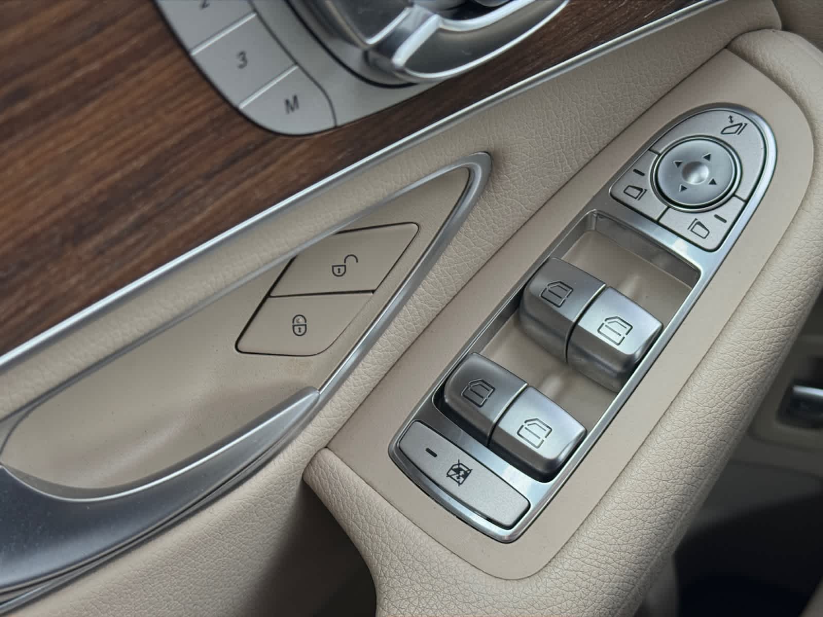 2021 Mercedes-Benz GLC 300 GLC 300