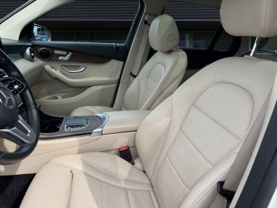 2021 Mercedes-Benz GLC 300 GLC 300