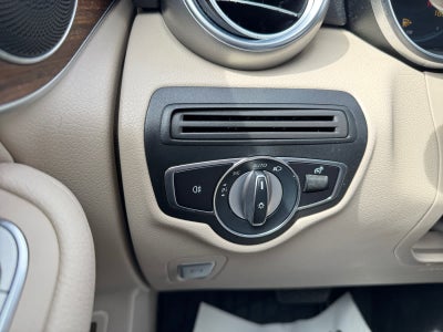 2021 Mercedes-Benz GLC 300 GLC 300