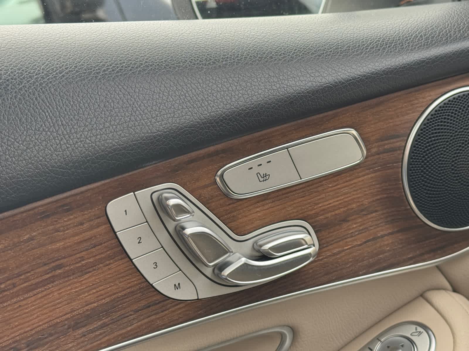 2021 Mercedes-Benz GLC 300 GLC 300